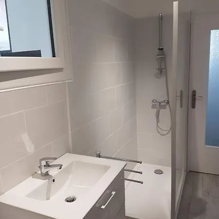 アパート Re 2 Personnes *